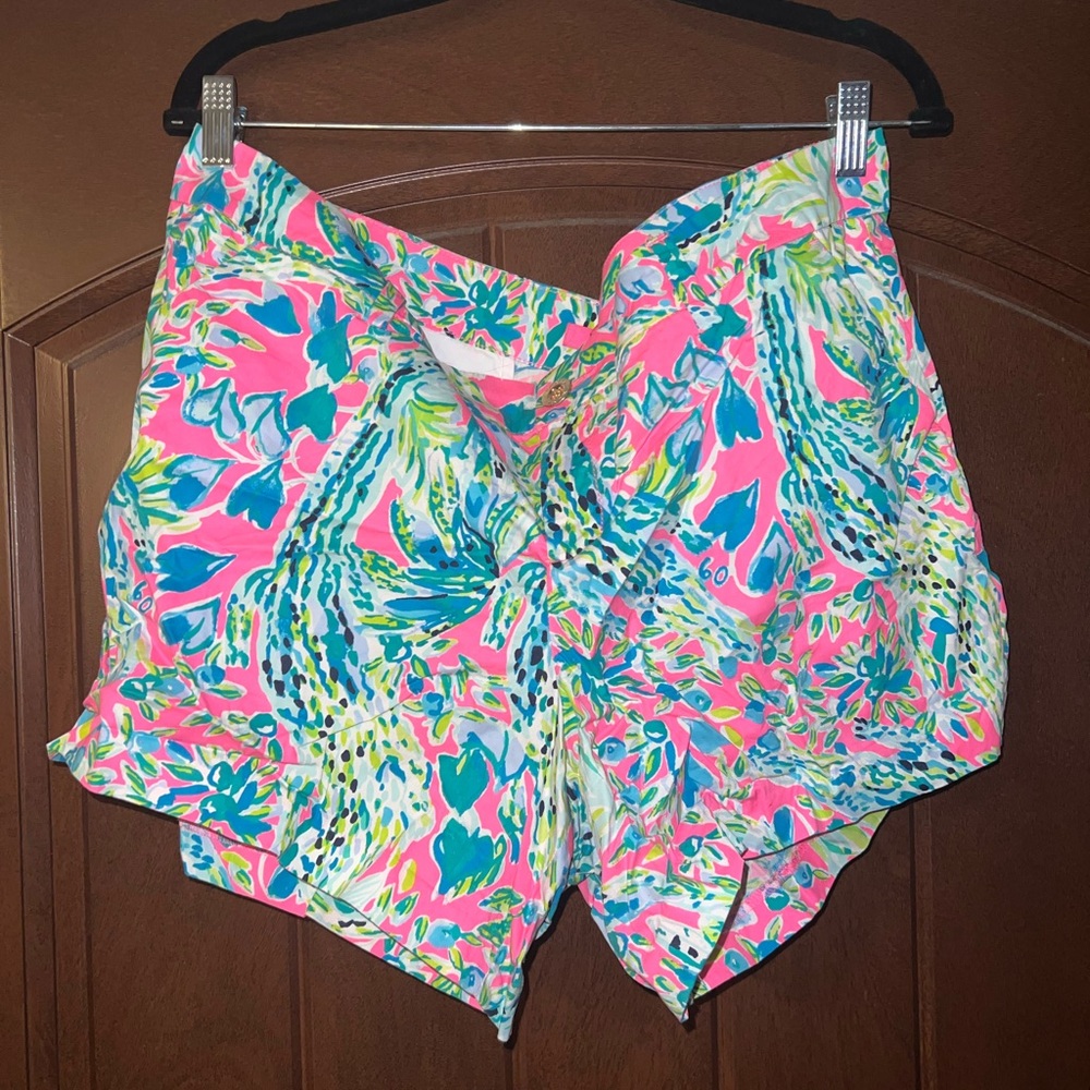 Lilly Pulitzer Snap Back Callahan Shorts 16